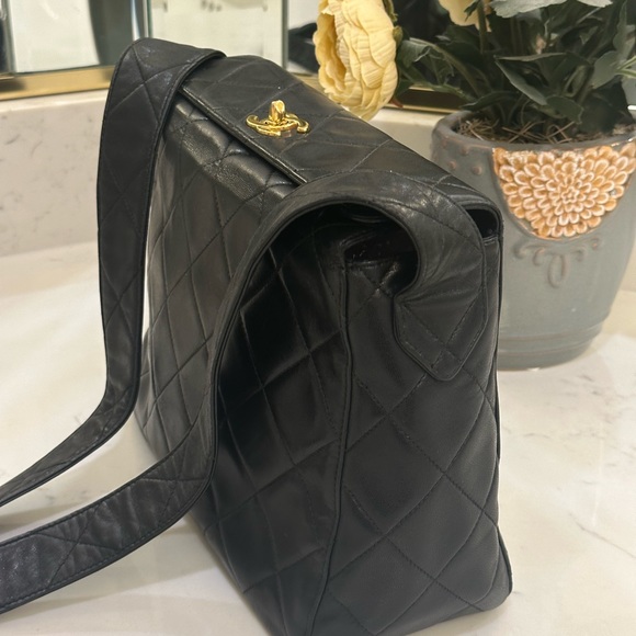 Chanel CC turn lock quilted shoulder bag - Picture 6 of 17